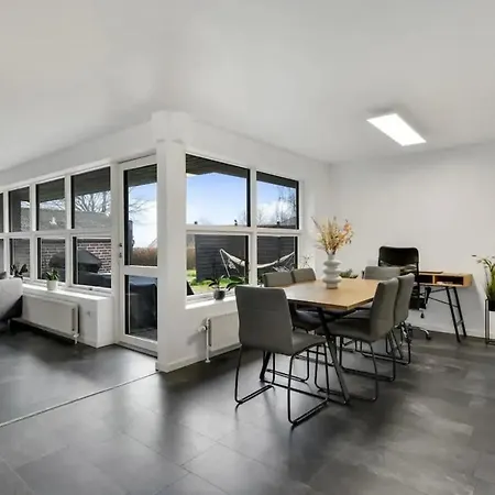 Sweet House Close To Billund Hotel 3*